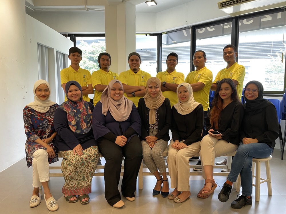 CuciGang Team Photo 6